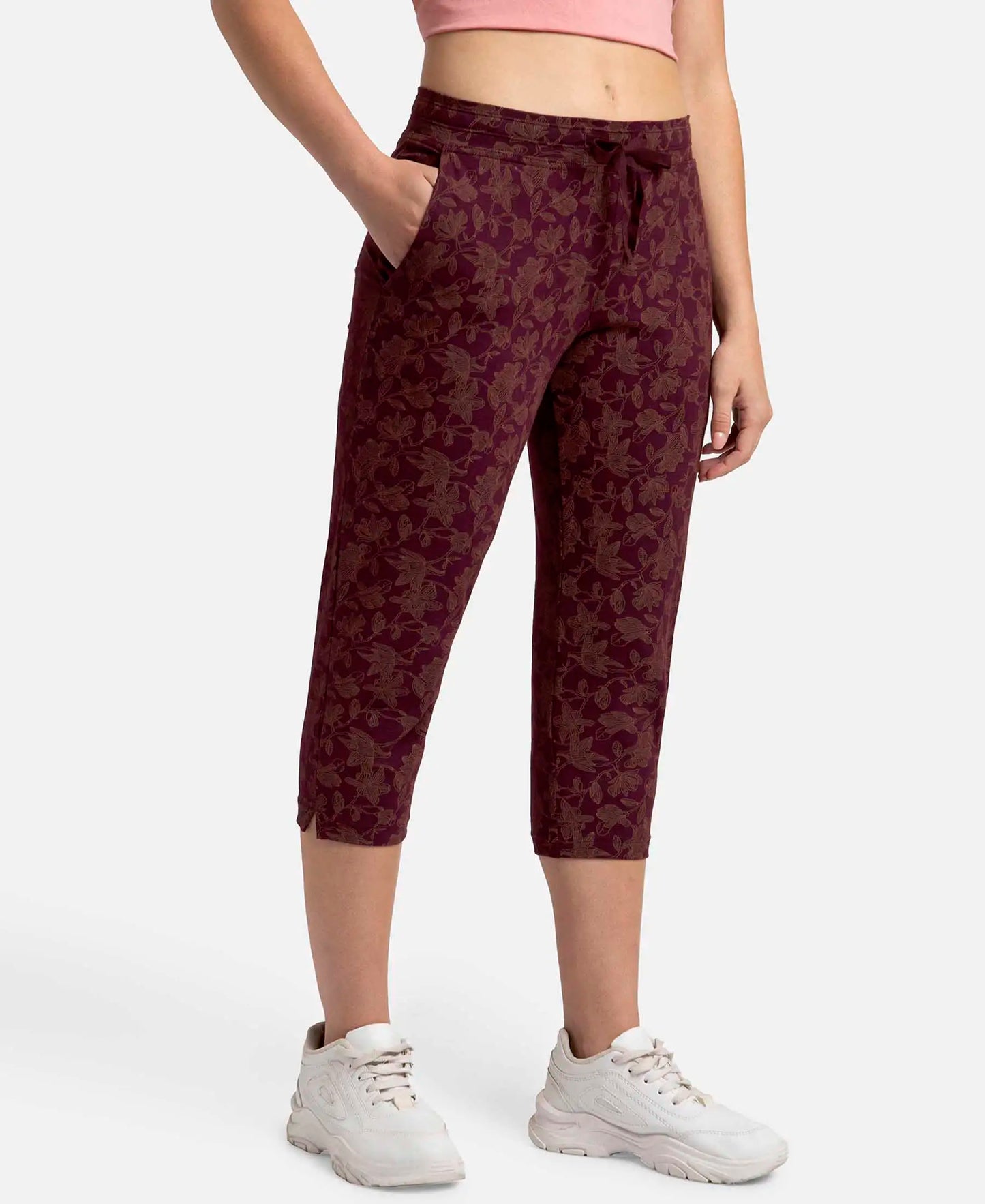 Super Combed Cotton Elastane Stretch Slim Fit Printed Capri with Side Pockets - Wine Tasting Printed-2