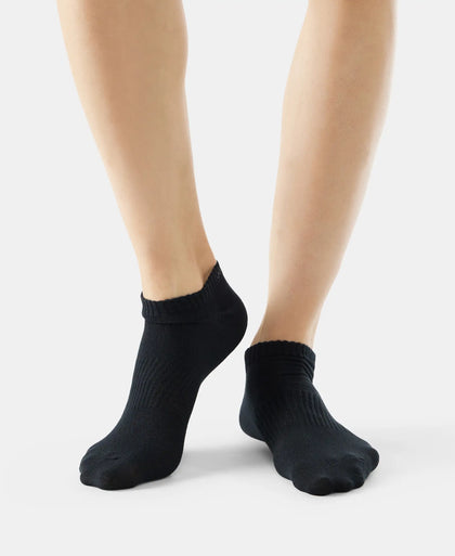 Compact Cotton Elastane Stretch Low Show Socks With StayFresh Treatment - Black