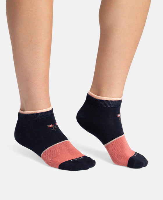 Compact Cotton Stretch Low Show Socks with StayFresh Treatment - Navy (Pack of 2)