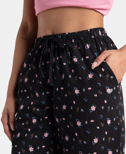 Super Combed Cotton Relaxed Fit Printed Sleep Shorts with Side Pockets - Black